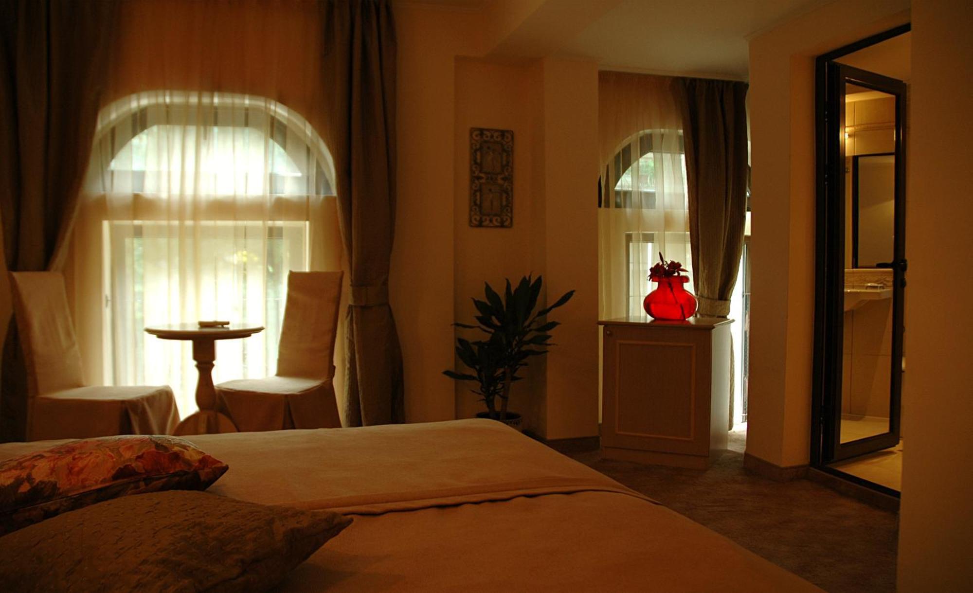 Hi Boutique Hotel Варна Экстерьер фото