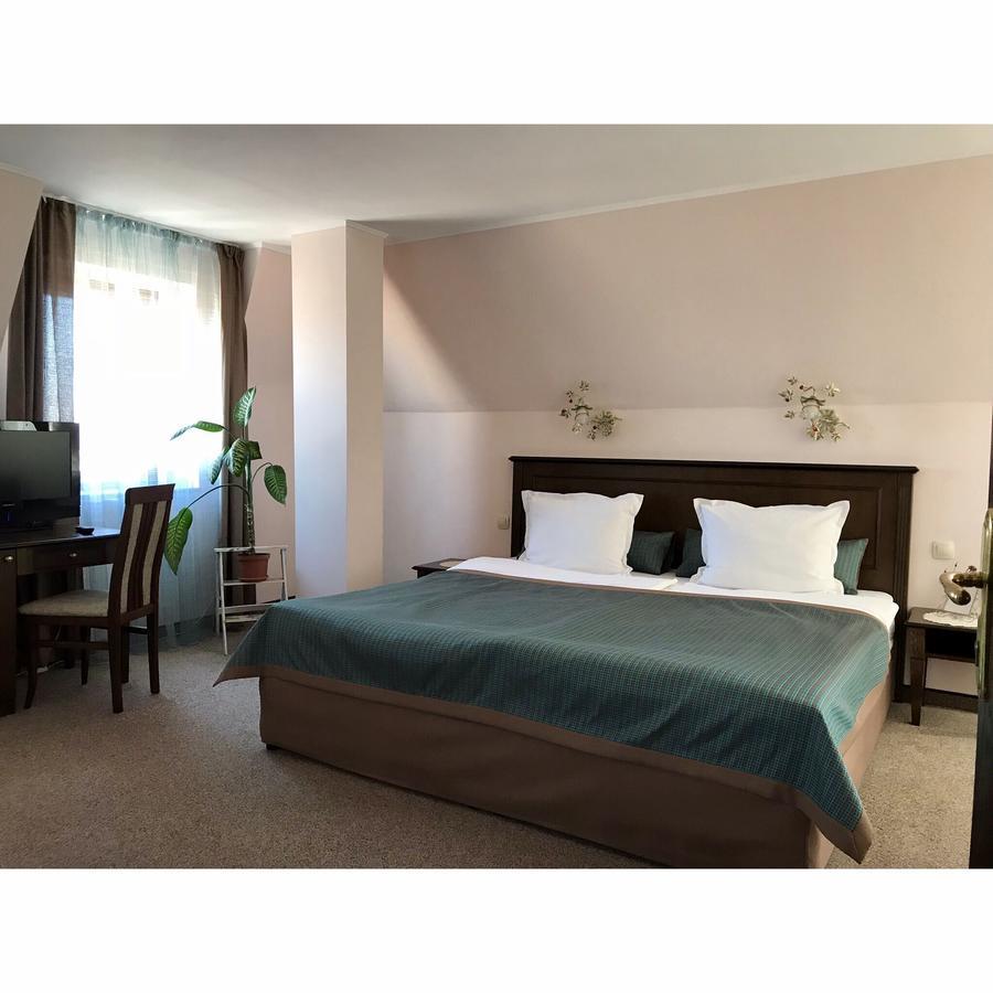 Hi Boutique Hotel Варна Экстерьер фото